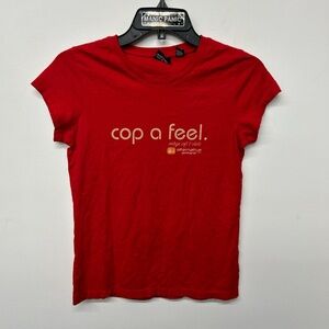 Red cop a feel slogan tee ❤️